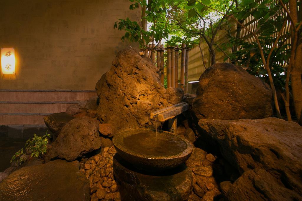בפו Hotel Koraku מראה חיצוני תמונה